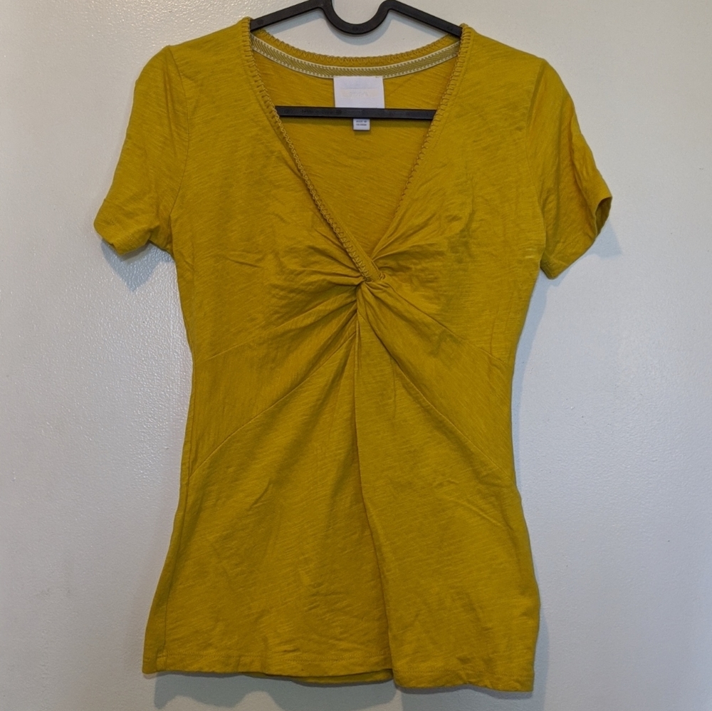 Anthropologie mustard yellow t-shirt
